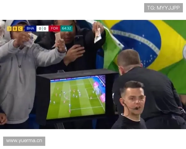 曼联战术体系缺乏稳定性,球队表现波动对赛季走势形成制约 曼联战术体系缺乏稳定性,球队表现波动对赛季走势形成制约