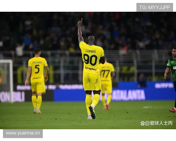 国米坐稳榜首但意甲霸主之路挑战重重，阵容短板恐成为冲刺路上的致命隐患