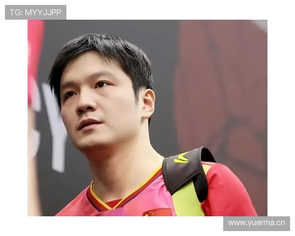 樊振东一边刷着直播，一边豪掷上万买装备，普通人连想象都累感不爱