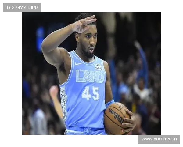 多诺万·米切尔突破提升季后赛得分效率显著拉开对手防线